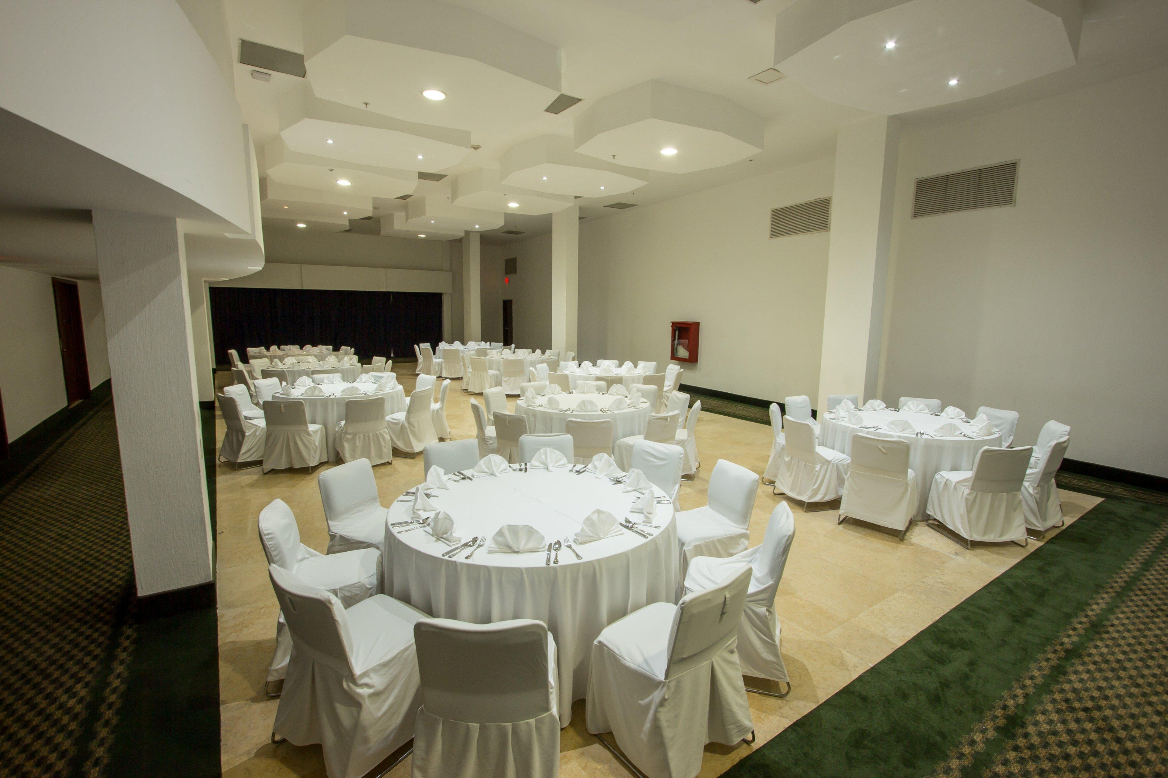 Holiday Inn Express Nuevo Laredo By Ihg Ngoại thất bức ảnh