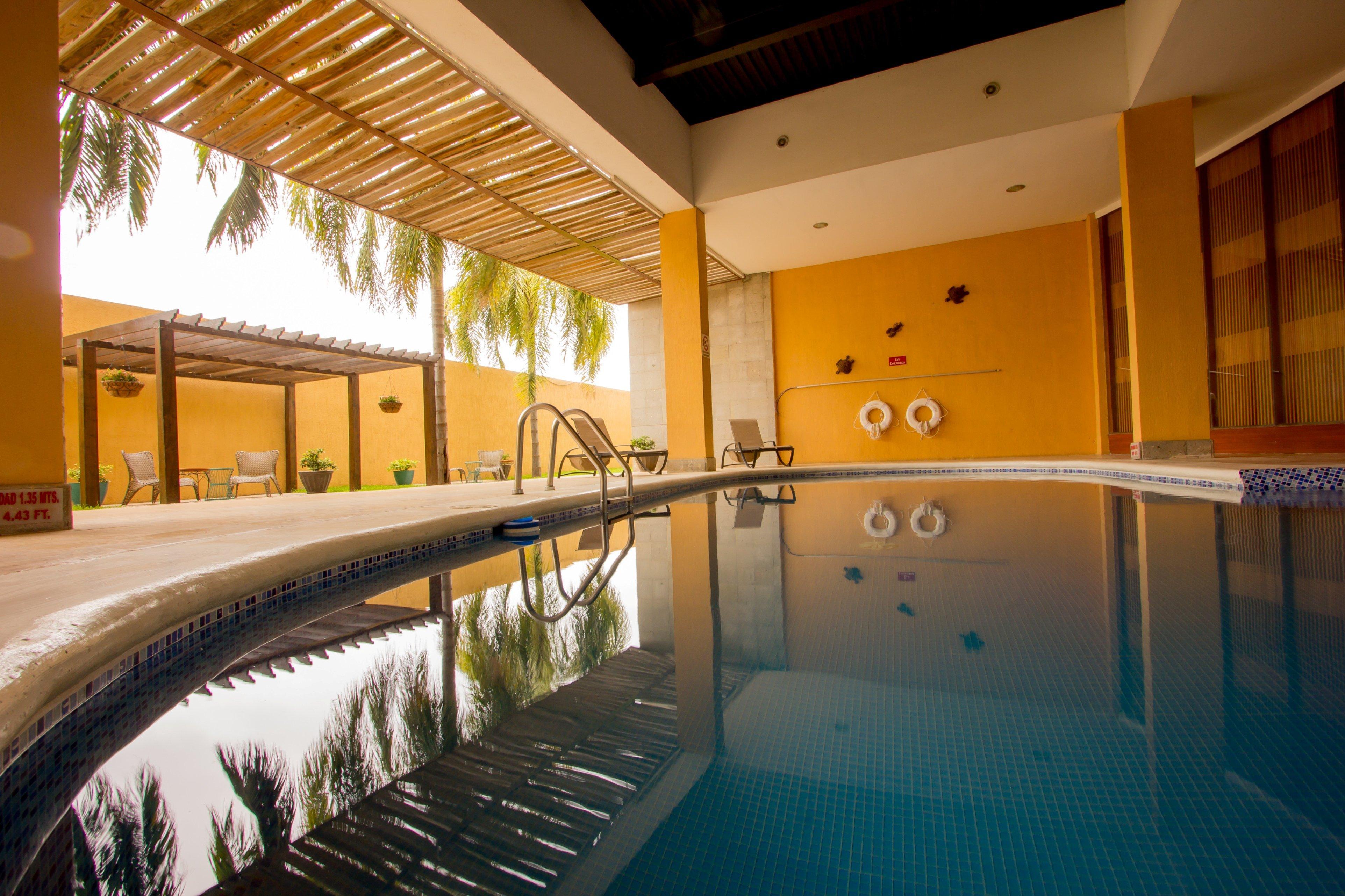 Holiday Inn Express Nuevo Laredo By Ihg Ngoại thất bức ảnh