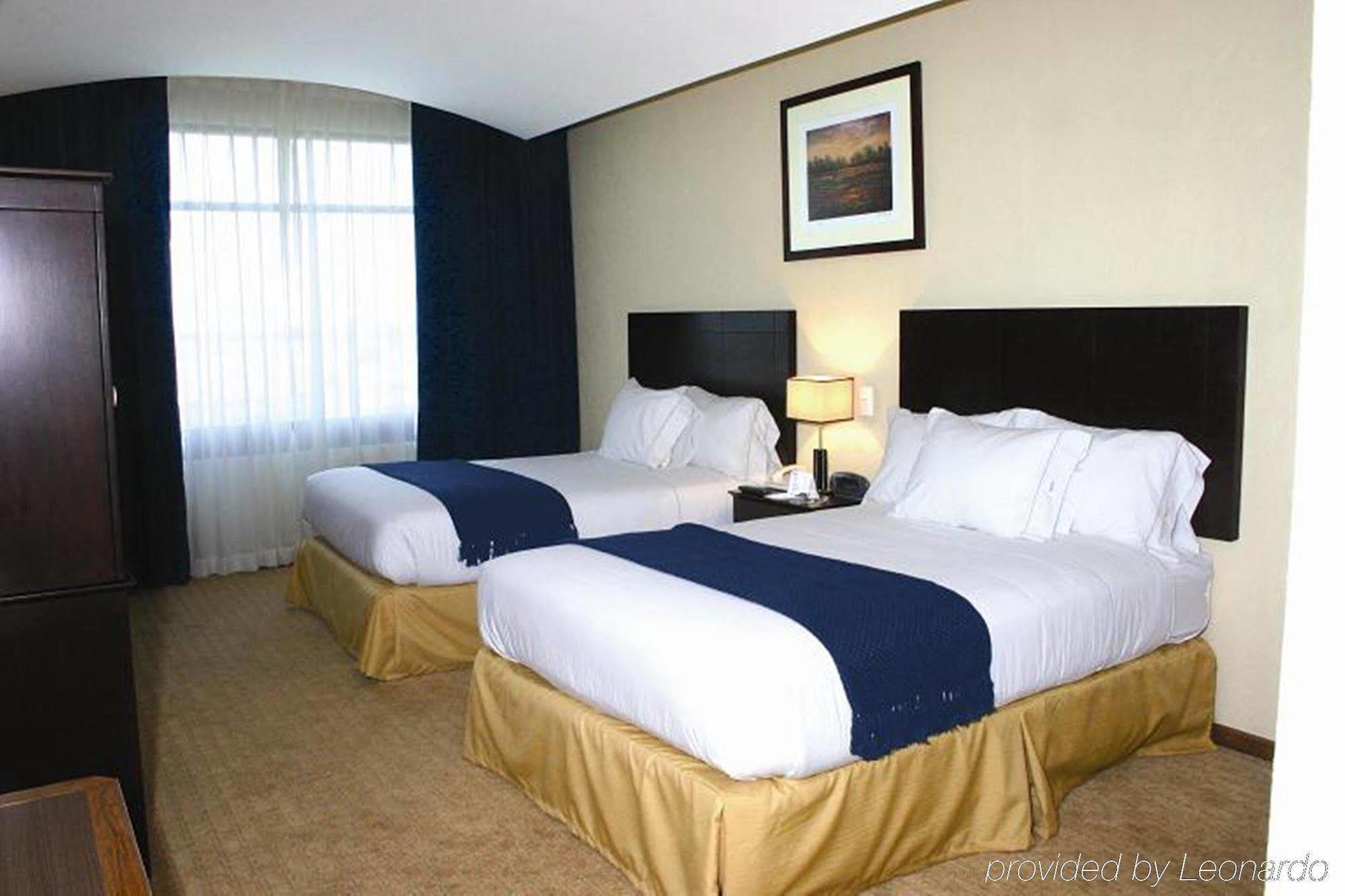 Holiday Inn Express Nuevo Laredo By Ihg Phòng bức ảnh